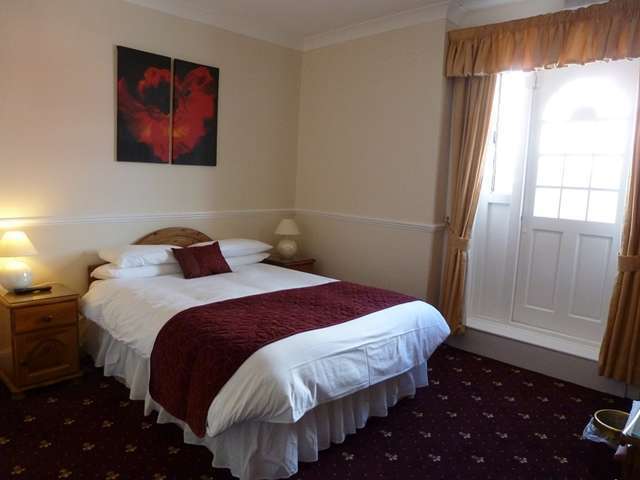  Image of 3 bedroom Semi-Detached house to rent in Trafalgar Road Tewkesbury GL20 at Trafalgar Road Mitton Tewkesbury, GL20 5FN