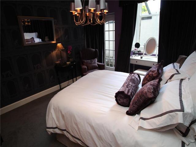  Image of 2 bedroom Flat to rent in India Street Edinburgh EH3 at New Town Edinburgh Edinburgh, EH3 6HA