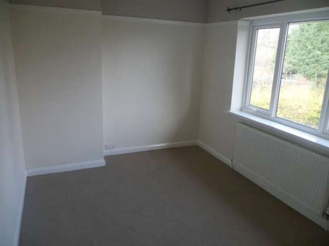  Image of 3 bedroom Semi-Detached house to rent in Inglefield Road Birmingham B33 at Inglefield Road Stechford Birmingham, B33 8DE