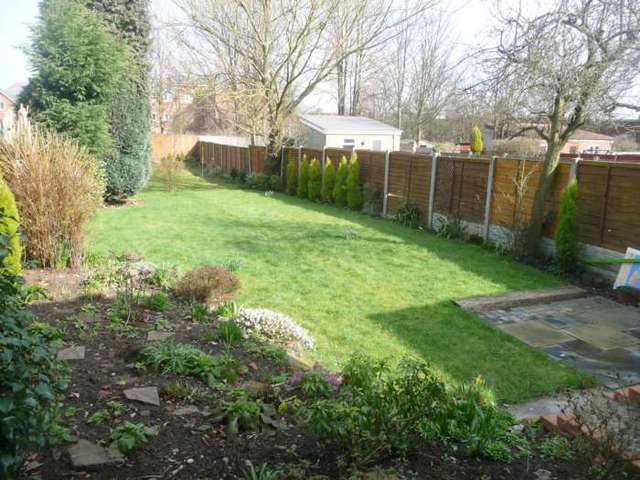  Image of 3 bedroom Semi-Detached house to rent in Inglefield Road Birmingham B33 at Inglefield Road Stechford Birmingham, B33 8DE