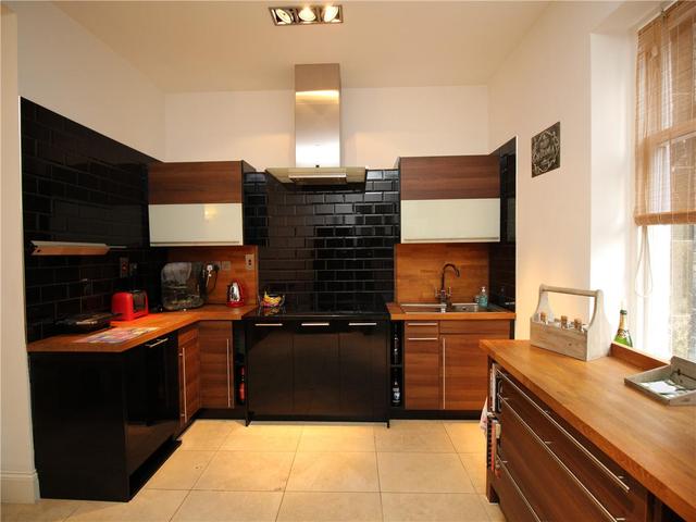  Image of 3 bedroom Flat to rent in Inverleith Gardens Edinburgh EH3 at Inverleith Edinburgh Edinburgh, EH3 5PR