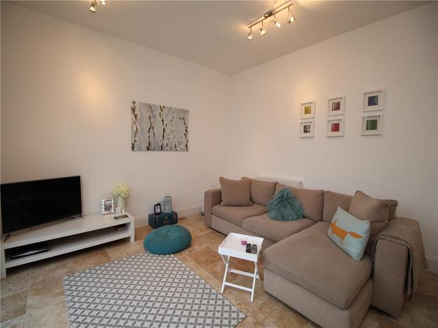  Image of 3 bedroom Flat to rent in Inverleith Gardens Edinburgh EH3 at Inverleith Edinburgh Edinburgh, EH3 5PR