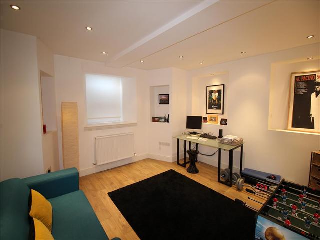  Image of 3 bedroom Flat to rent in Inverleith Gardens Edinburgh EH3 at Inverleith Edinburgh Edinburgh, EH3 5PR