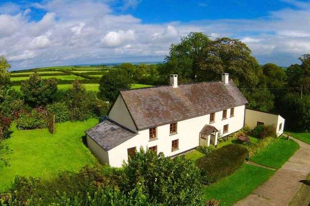  Image of 4 bedroom Detached house for sale in Inwardleigh Okehampton EX20 at Inwardleigh Okehampton, EX20 3AT