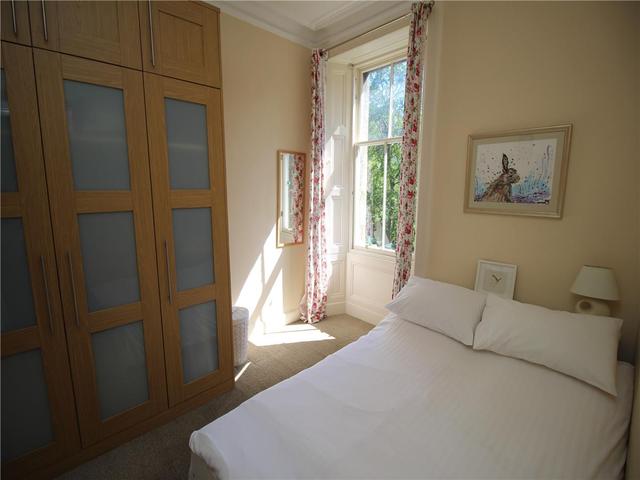  Image of 2 bedroom Flat to rent in Jeffrey Street Edinburgh EH1 at Old Town Edinburgh Edinburgh, EH1 1DH