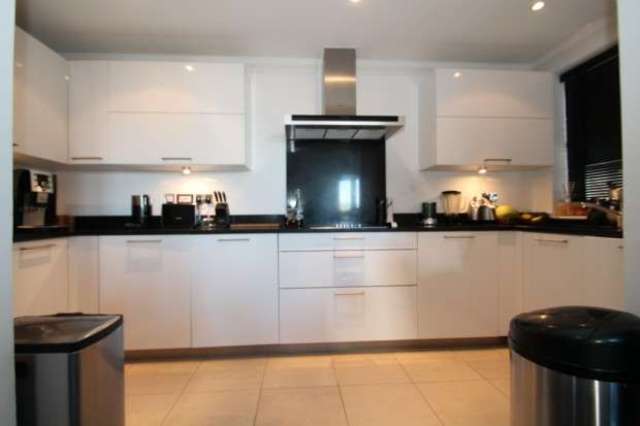  Image of 2 bedroom Apartment to rent in King Henry Mews Harrow-on-the-Hill Harrow HA2 at King Henry Mews  Harrow on the Hill, HA2 0JF