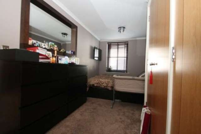  Image of 2 bedroom Apartment to rent in King Henry Mews Harrow-on-the-Hill Harrow HA2 at King Henry Mews  Harrow on the Hill, HA2 0JF