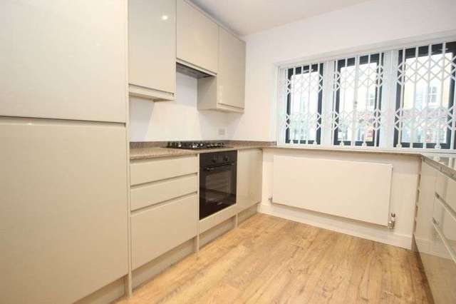  Image of 4 bedroom Detached house to rent in Kingsland Road London E2 at Kingsland Road  London, E2 8AG