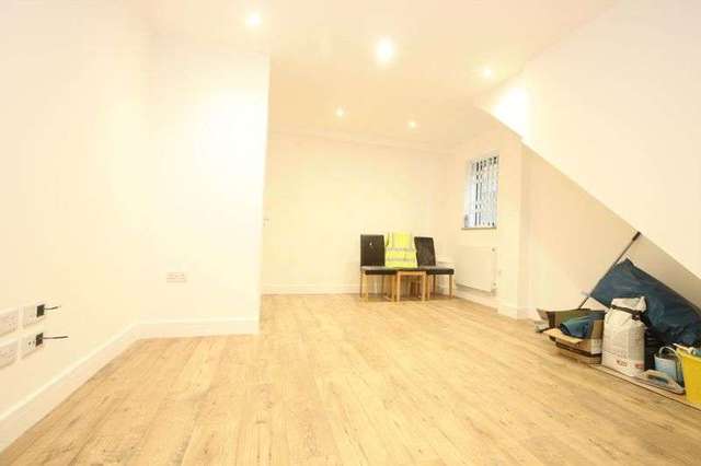  Image of 4 bedroom Detached house to rent in Kingsland Road London E2 at Kingsland Road  London, E2 8AG