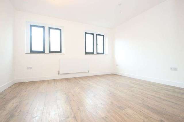  Image of 4 bedroom Detached house to rent in Kingsland Road London E2 at Kingsland Road  London, E2 8AG