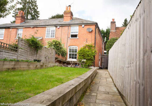  Image of 2 bedroom Semi-Detached house to rent in Kings Lane Cookham Maidenhead SL6 at Cookham Dean Berkshire Cookham Dean, SL6 9BA