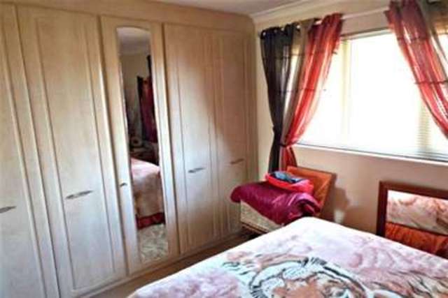  Image of 2 bedroom Detached house to rent in Kingsley Gardens Totton Southampton SO40 at Southampton, SO40 8ET