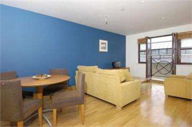  Image of 2 bedroom Flat to rent in Kingsley Mews London E1W at Wapping, E1W 3HZ