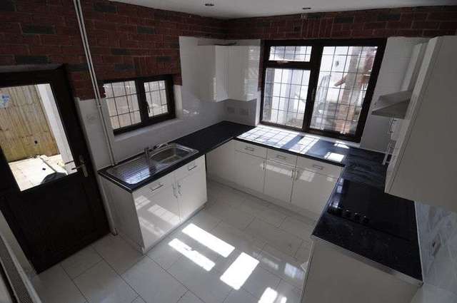  Image of 4 bedroom Terraced house to rent in Speedwell Road Kingswood Bristol BS15 at Speedwell Road  Bristol, BS15 1ES