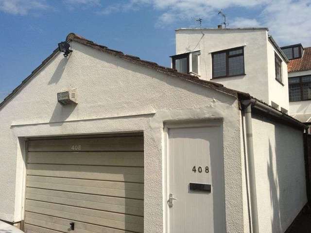  Image of 4 bedroom Terraced house to rent in Speedwell Road Kingswood Bristol BS15 at Speedwell Road  Bristol, BS15 1ES