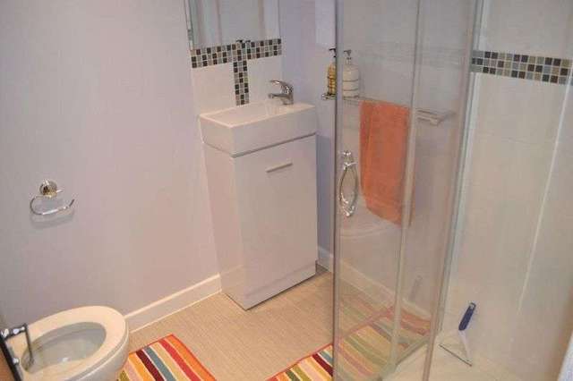  Image of 2 bedroom Flat for sale in Kinnings Row Tonbridge TN9 at Kinnings Row  Tonbridge, TN9 1DY