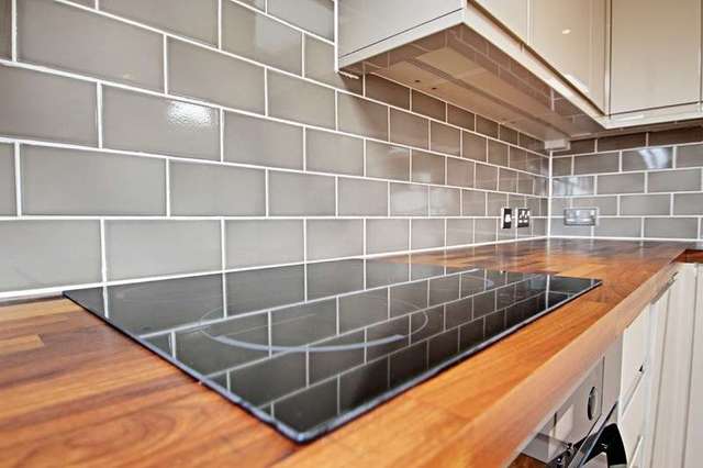  Image of 2 bedroom Property for sale in Ladysmith Road Enfield EN1 at Ladysmith Road  Enfield, EN1 3AA