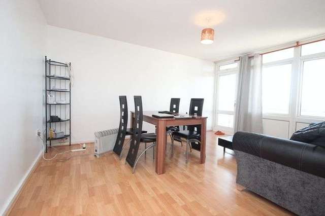  Image of 2 bedroom Flat to rent in Daubeney Road London E5 at Daubeney Road  London, E5 0EW