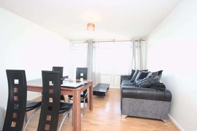  Image of 2 bedroom Flat to rent in Daubeney Road London E5 at Daubeney Road  London, E5 0EW