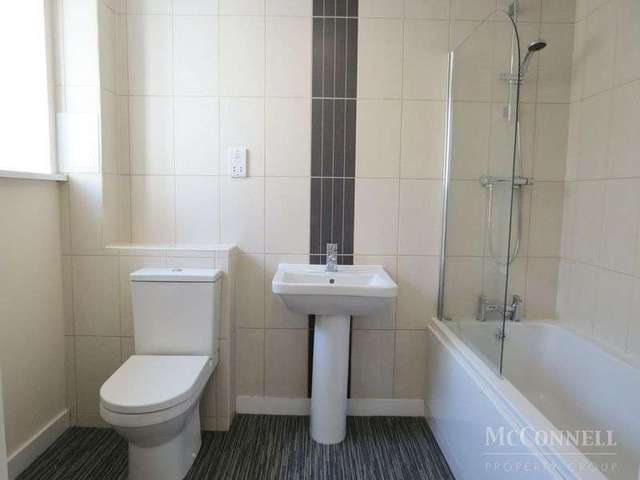  Image of 2 bedroom Flat for sale in Lansdowne Road Bournemouth BH1 at 15-19 Lansdowne Road  Bournemouth, BH1 1RZ