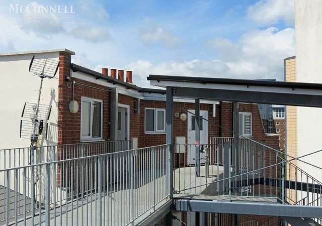  Image of 2 bedroom Flat for sale in Lansdowne Road Bournemouth BH1 at 15-19 Lansdowne Road  Bournemouth, BH1 1RZ