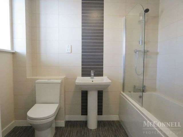  Image of 2 bedroom Flat for sale in Lansdowne Road Bournemouth BH1 at 15-19 Lansdowne Road  Bournemouth, BH1 1RZ