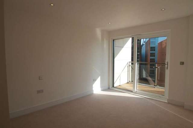  Image of 1 bedroom Apartment to rent in Skerne Road Kingston upon Thames KT2 at River Walk  Kingston Upon Thames, KT2 5FP