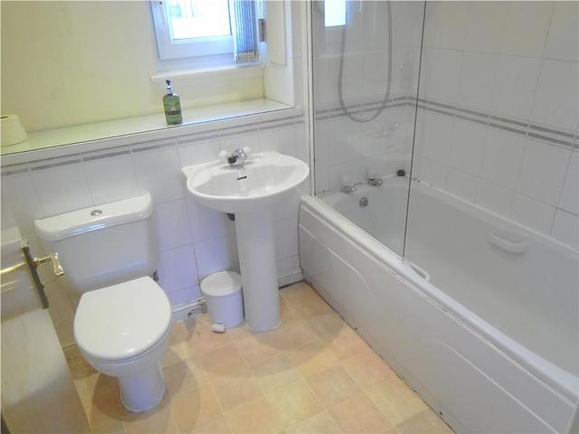  Image of 5 bedroom Town House to rent in Larch Street Dundee DD1 at West End Dundee Dundee, DD1 5NQ
