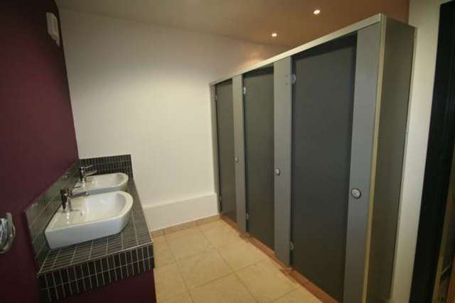  Image of Detached house to rent in Knutsford Road Warrington WA4 at Knutsford Road Latchford Warrington, WA4 1JW
