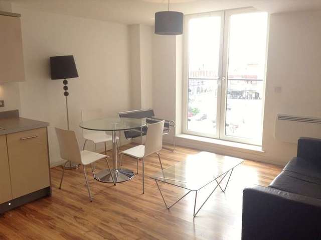  Image of 2 bedroom Flat to rent in Bromsgrove Street Birmingham B5 at 155 Bromsgrove Street Birmingham West Midlands, B5 6AE