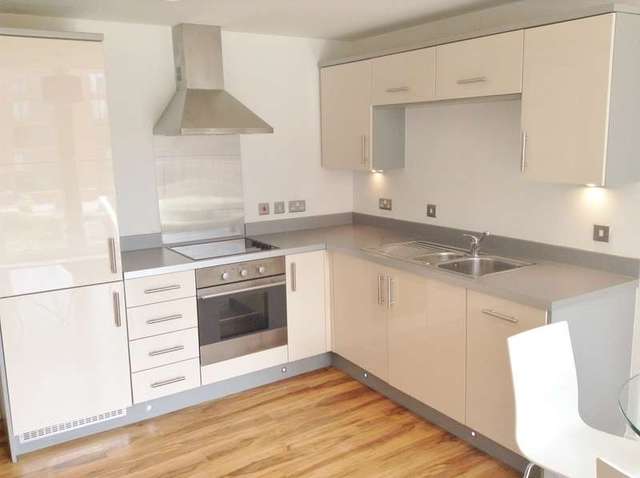  Image of 2 bedroom Flat to rent in Bromsgrove Street Birmingham B5 at 155 Bromsgrove Street Birmingham West Midlands, B5 6AE