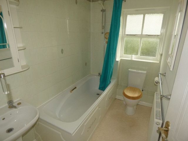  Image of 2 bedroom Terraced house to rent in Laxton Road Abbeymead Gloucester GL4 at Laxton Road Abbeymead Gloucester, GL4 5YP