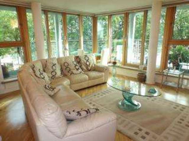  Image of 2 bedroom Flat for sale in Hotwell Road Bristol BS8 at 80 Hotwell Road Bristol Clifton, BS8 4UJ