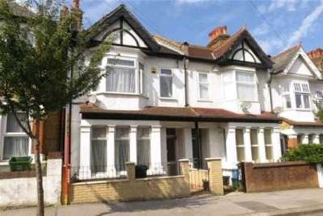  Image of 3 bedroom Semi-Detached house to rent in Lebanon Road Addiscombe Croydon CR0 at Croydon, CR0 6UT