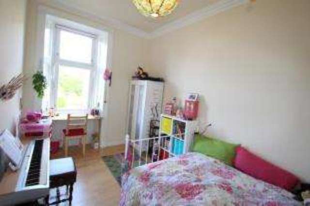  Image of 2 bedroom Flat for sale in Ledard Road Glasgow G42 at Langside Glasgow Pollokshaws, G42 9SX