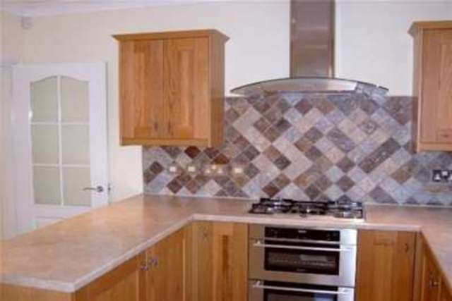  Image of 4 bedroom Detached house to rent in Leeds Road Outwood Wakefield WF1 at Wakefield, WF1 2JB
