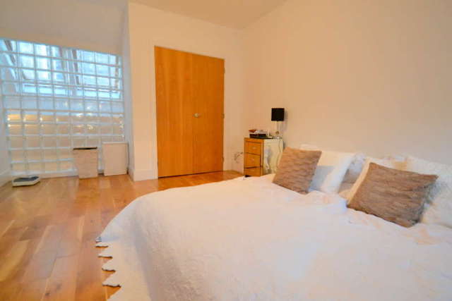  Image of 2 bedroom Flat to rent in Leman Street London E1 at Aldgate East, E1 8EU