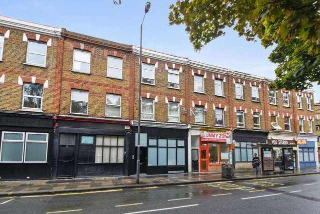  Image of 1 bedroom Flat for sale in Lillie Road London SW6 at Lillie Road Fulham London, SW6 7PA
