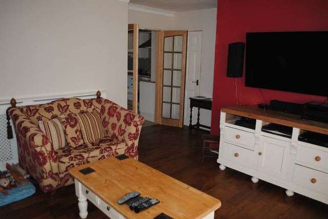  Image of 3 bedroom Mews for sale in Limber Close Gainsborough DN21 at Limber Close  Gainsborough, DN21 1TU