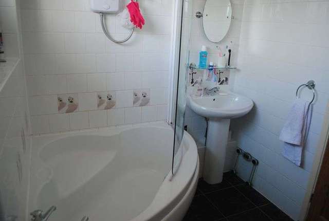  Image of 3 bedroom Mews for sale in Limber Close Gainsborough DN21 at Limber Close  Gainsborough, DN21 1TU