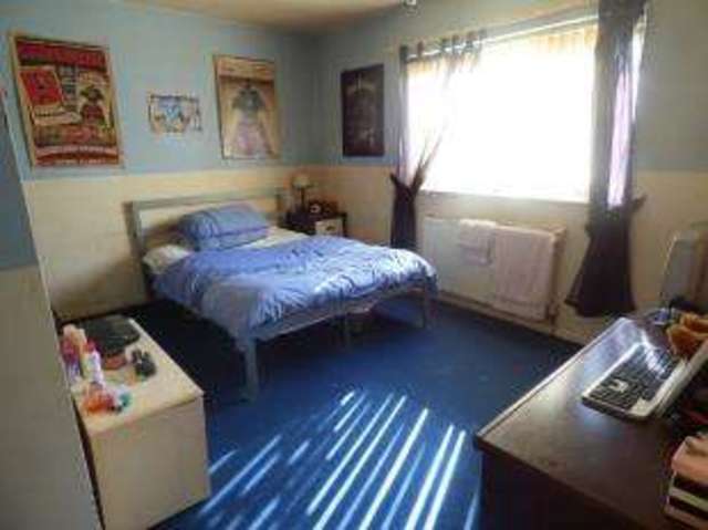  Image of 2 bedroom End of Terrace for sale in Lincoln Rise Romiley Stockport SK6 at Stockport Greater Manchester Romiley, SK6 3HU