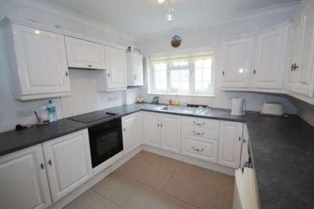  Image of 3 bedroom Flat to rent in Golf Links Road Ferndown BH22 at Ferndown  Dudsbury, BH22 8BX