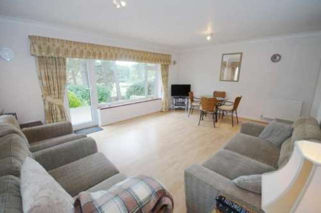  Image of 3 bedroom Flat to rent in Golf Links Road Ferndown BH22 at Ferndown  Dudsbury, BH22 8BX