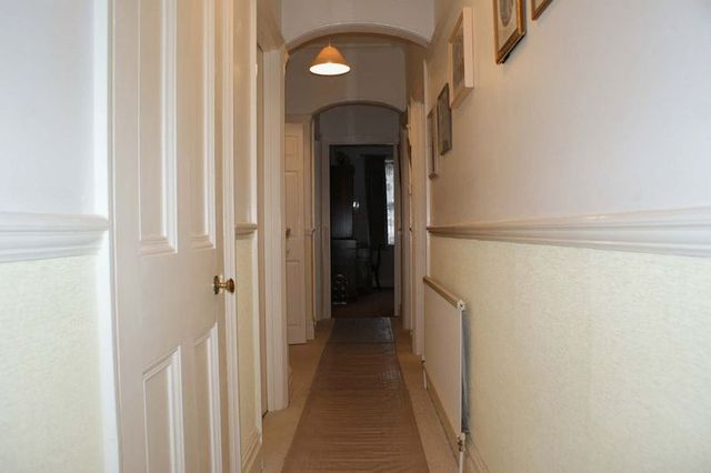  Image of 4 bedroom Flat for sale in Links Road Budleigh Salterton EX9 at Links Road  Budleigh Salterton, EX9 6DF