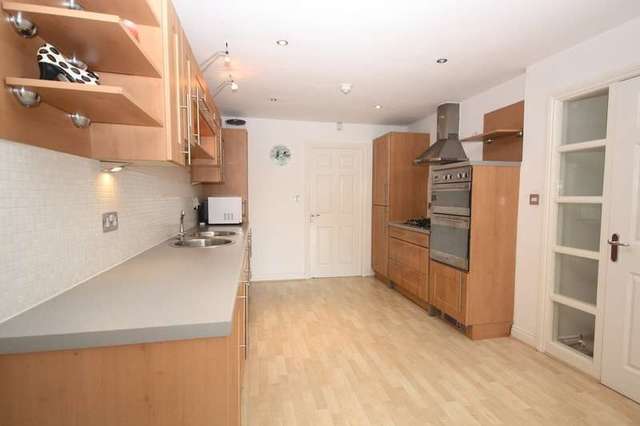  Image of 2 bedroom Flat for sale in Waterloo Road Birkdale Southport PR8 at Birkdale Southport Southport, PR8 2FY