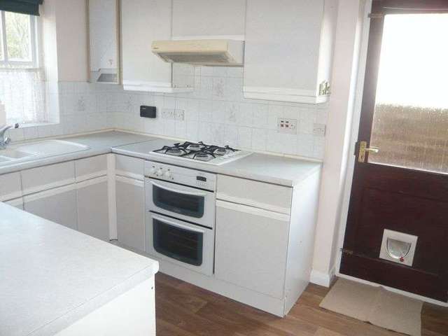  Image of 3 bedroom Mews to rent in Little Pembrokes Downview Road Worthing BN11 at Little Pembrokes  West Worthing, BN11 4NL