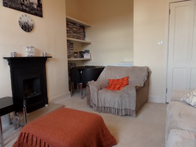  Image of 1 bedroom Flat to rent in Lochend Road Edinburgh EH6 at Lochend Edinburgh Edinburgh, EH6 8BX