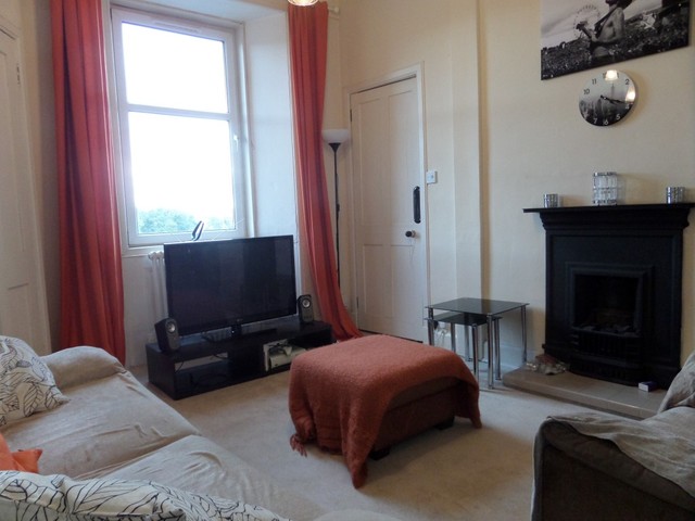  Image of 1 bedroom Flat to rent in Lochend Road Edinburgh EH6 at Lochend Edinburgh Edinburgh, EH6 8BX