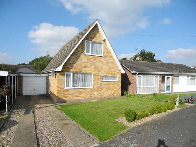  Image of 3 bedroom Chalet for sale in Lockhart Road Ellingham Bungay NR35 at Ellingham Bungay Suffolk, NR35 2HB