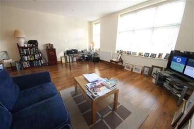  Image of 2 bedroom Flat to rent in London Road Burpham Guildford GU1 at Guildford, GU1 2AA